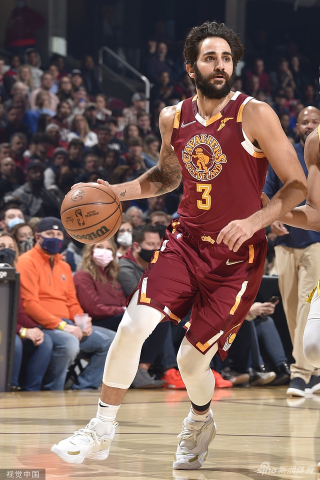 这一成绩使 这一成绩使